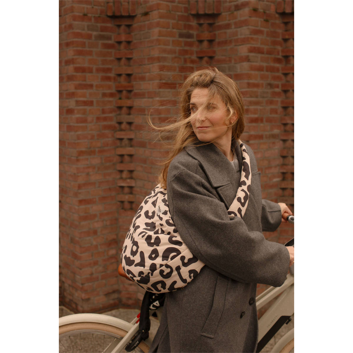 Studio Noos Cross Body Bag 48x36x11 cm