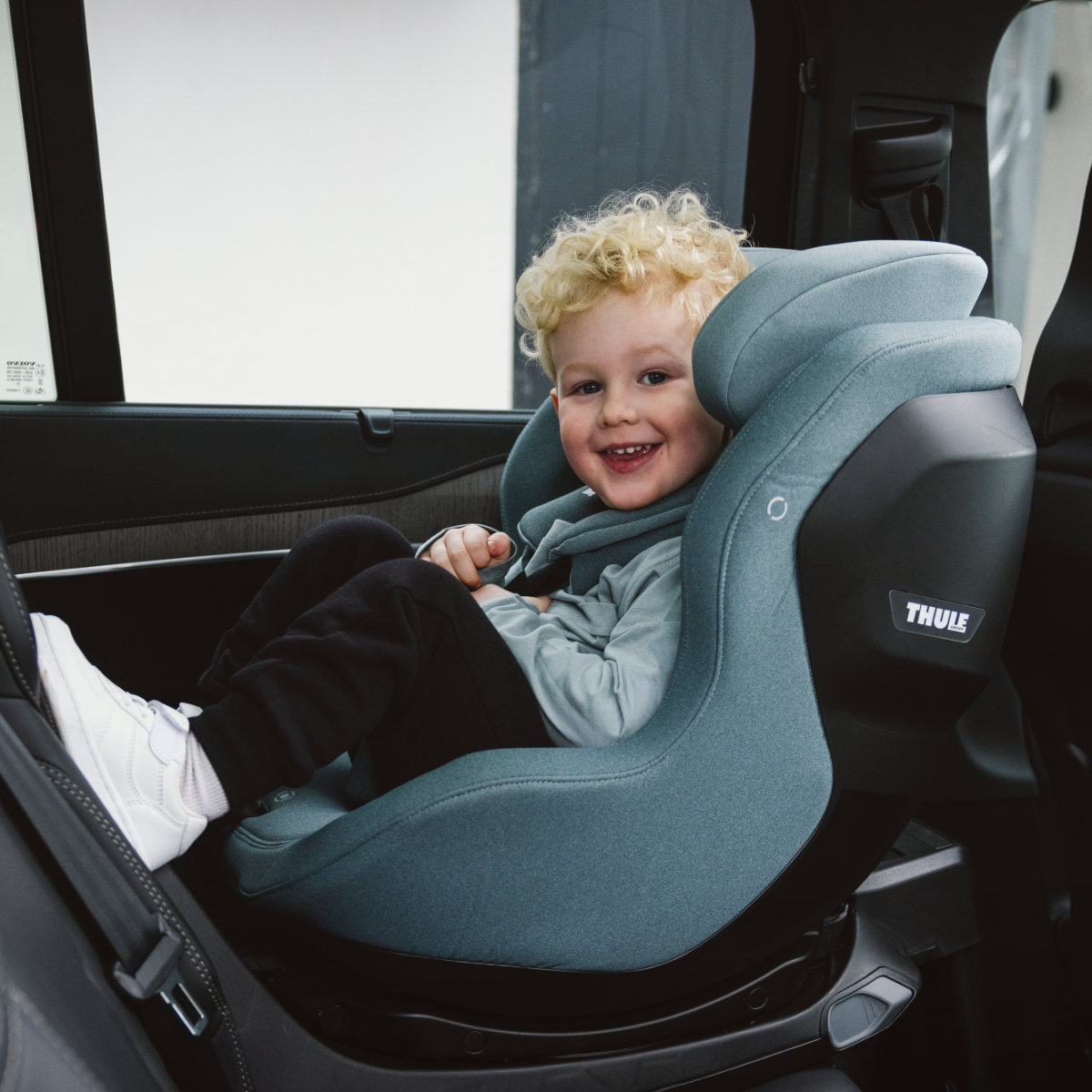 Thule Elm 180 i-Size Kindersitz