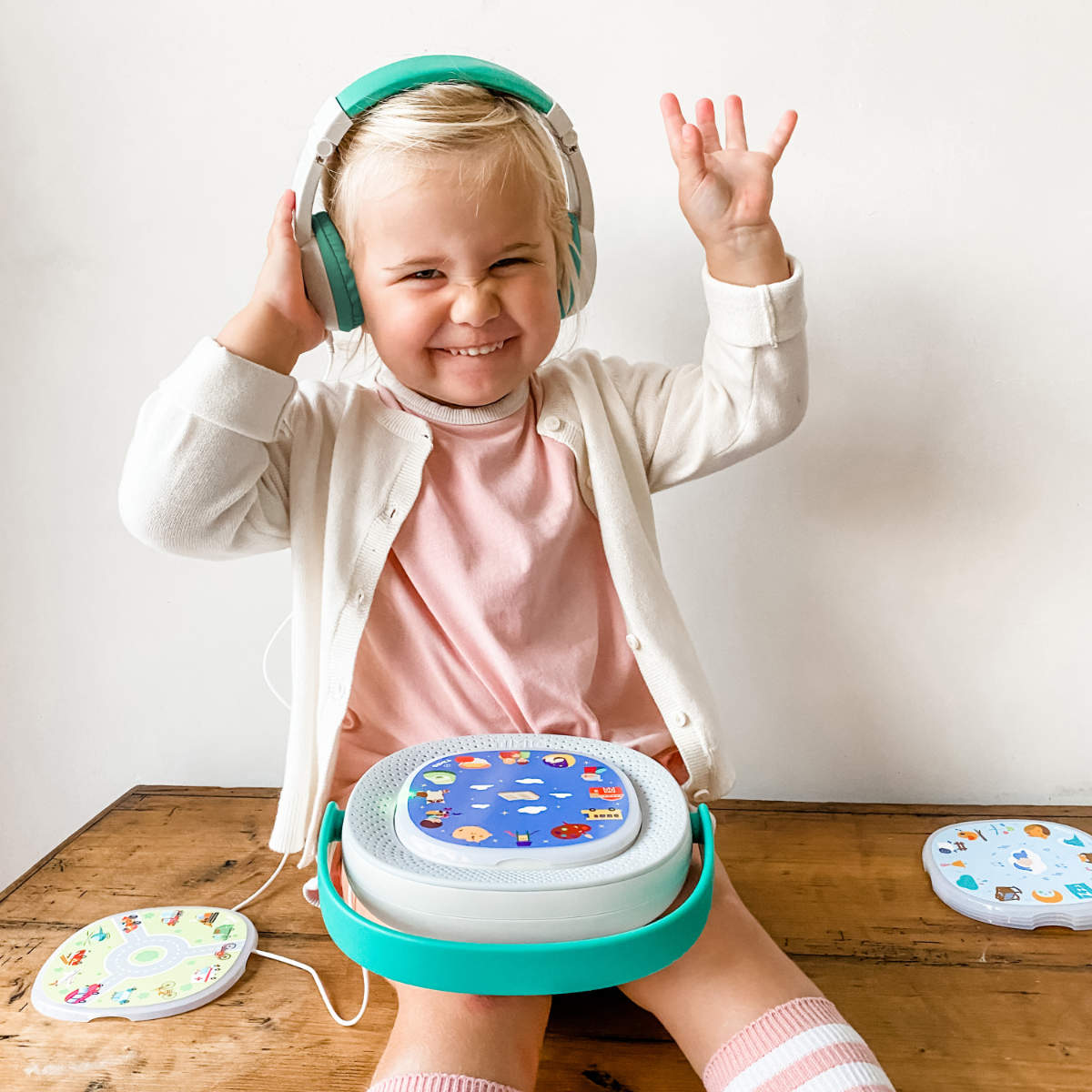 TIMIO Faltbare Kinderkopfhörer (max. 85db)