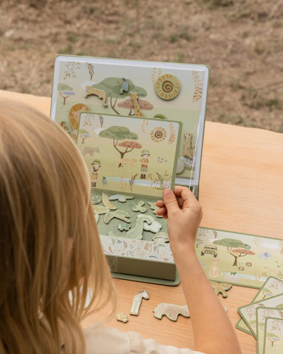 Little Dutch Magnet Puzzle