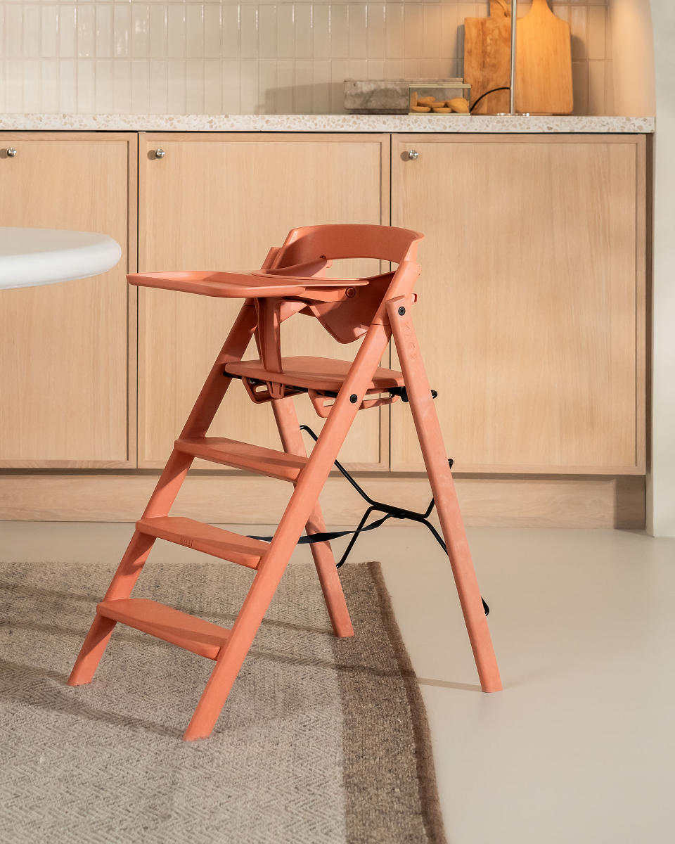 KAOS Klapp Mini Bügel & Tablett Bundle, aus recyceltem Kunststoff