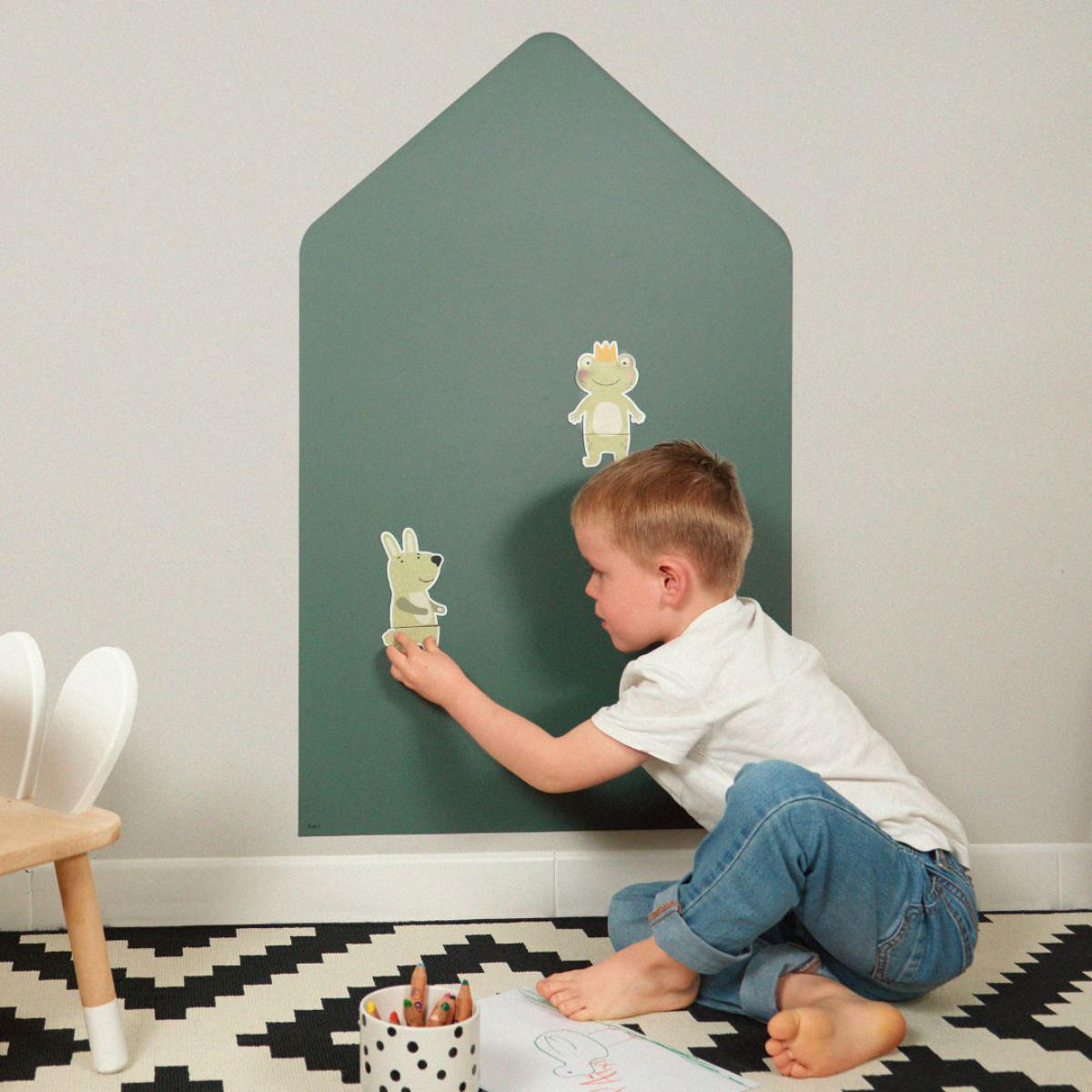Ferflex Magnetische Tafel Buntes Haus inkl. 13 Geometrische Magnete