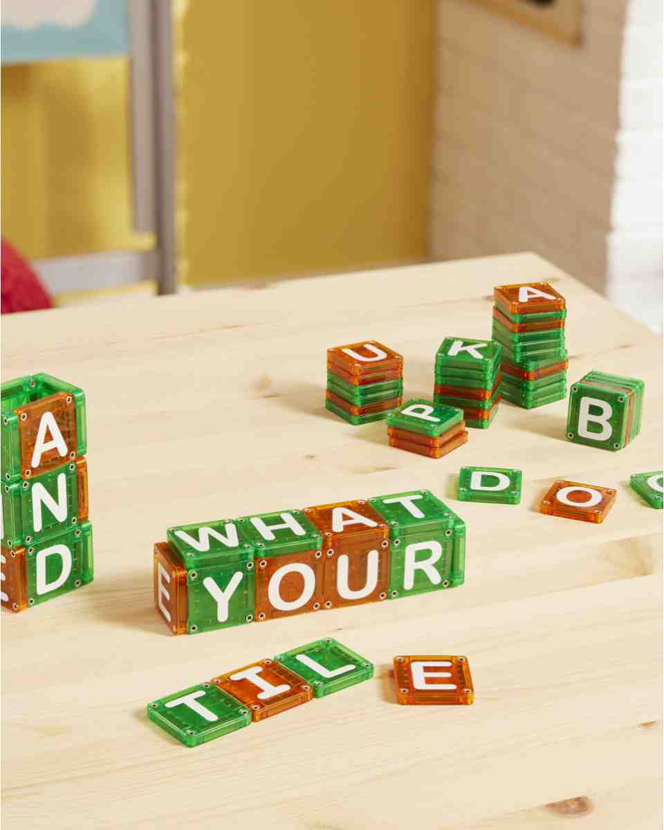 MAGNA-TILES microMAGS LEARN Buchstaben