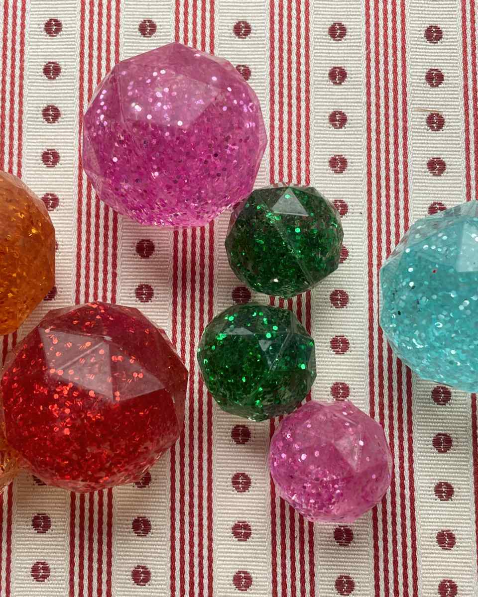 Konges Sløjd Star Flummi-Set mit Glitzer, 14-teilig