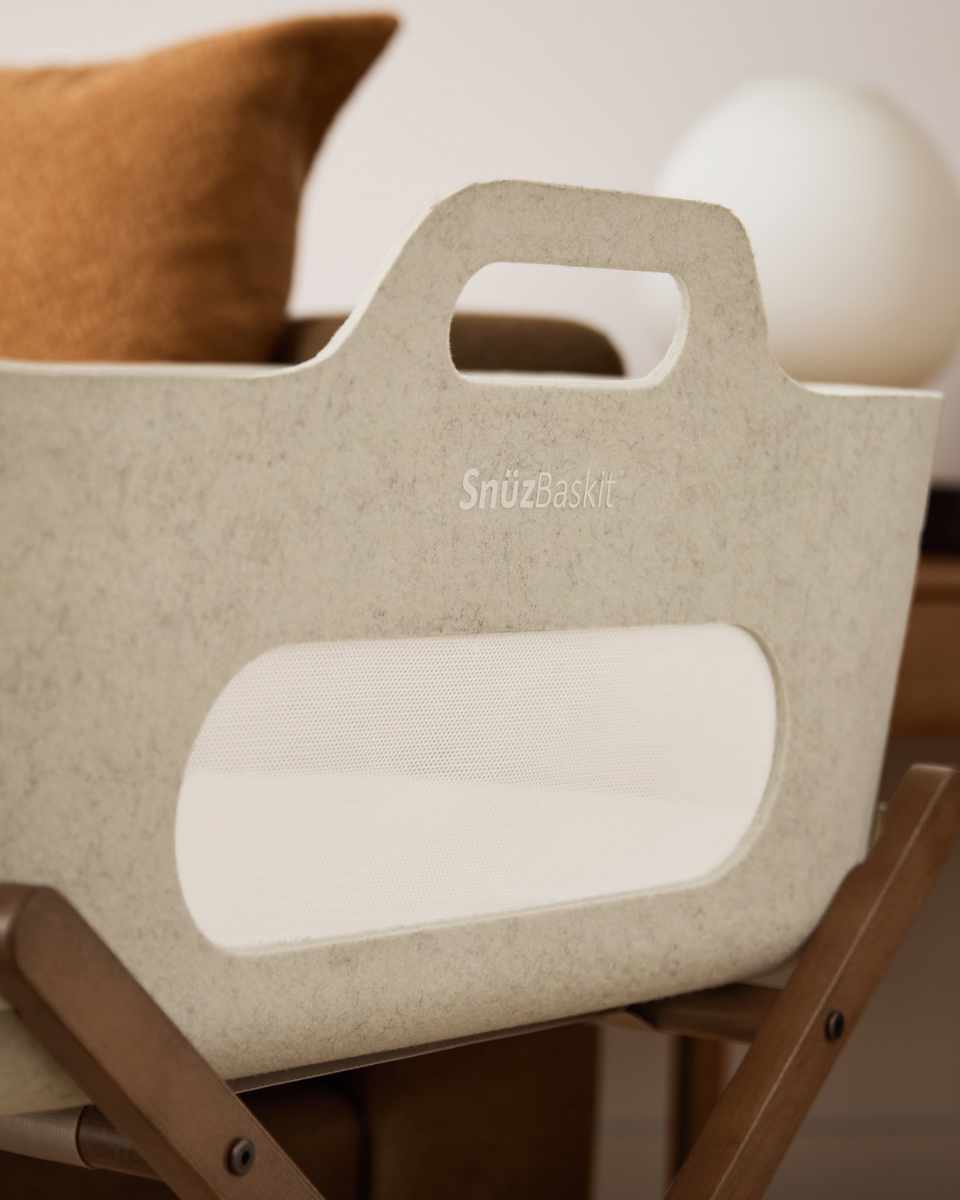Snüz SnüzBaskit mit Ständer