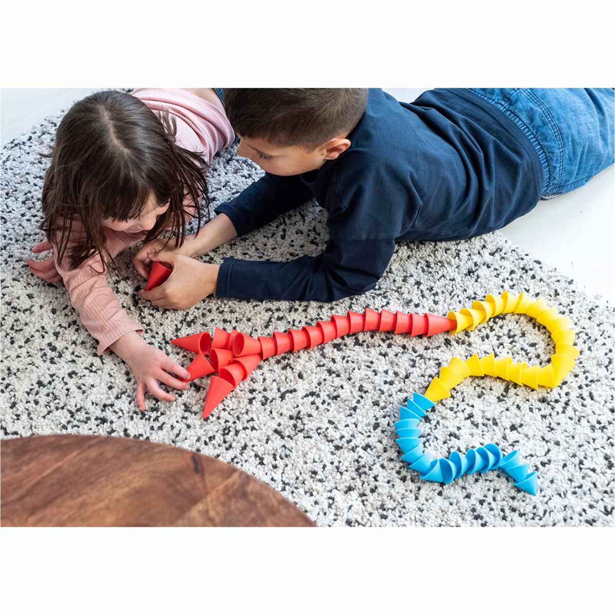OPPI Piks Bausteine- und Balancierspiel - 48 Teile - Kit Kegel
