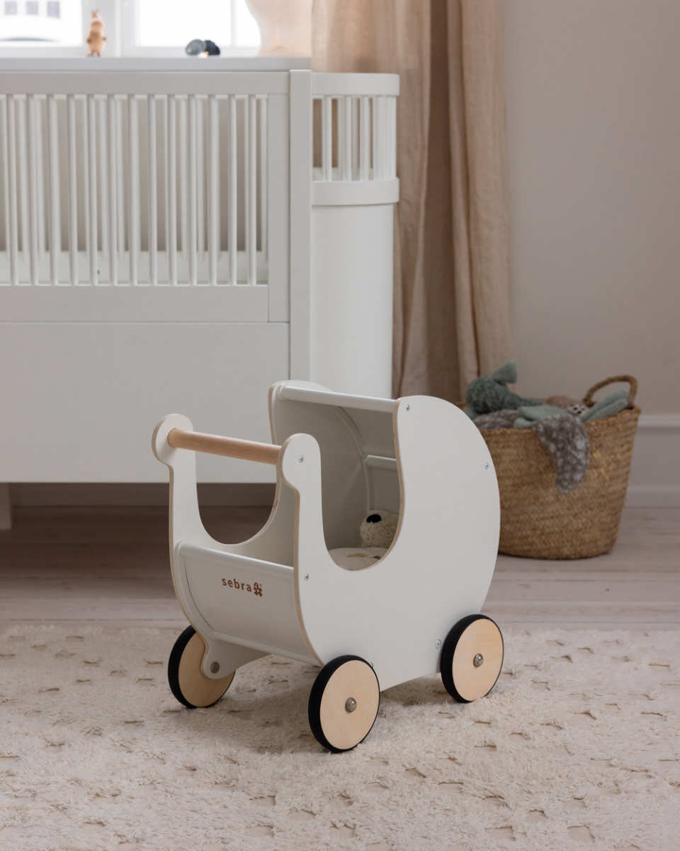 Sebra Puppenkinderwagen aus Holz