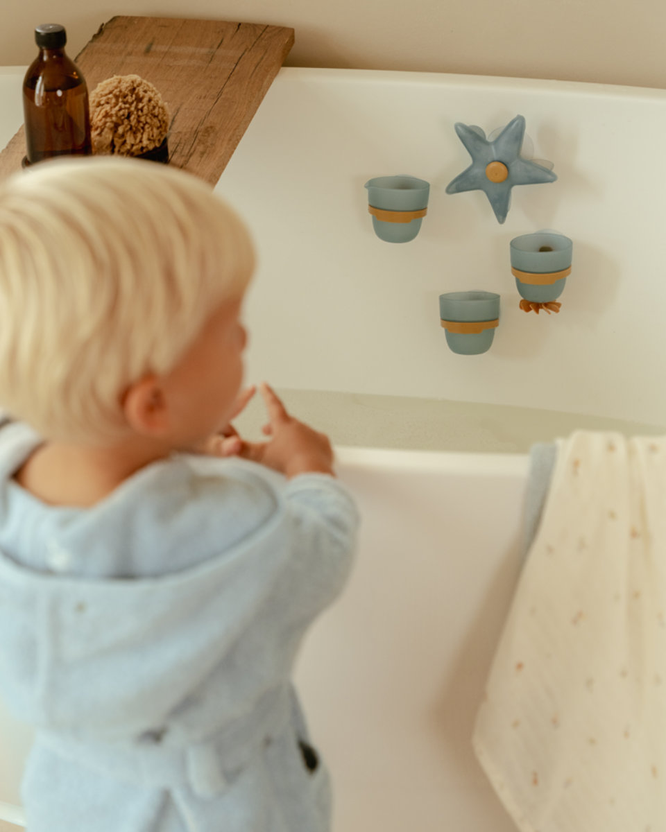 Little Dutch Badespielzeug Becher