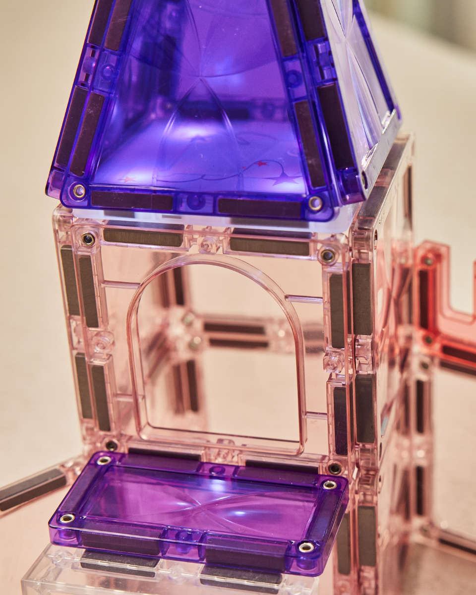 Cleverclixx Prinzessinnenpalast Magnetbausteine mit Licht, 38 Teile