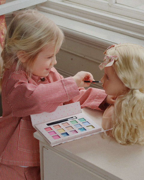 Konges-Slojd-LILI-MAKE-UP-SALON-KS104337_Lifestyle-4